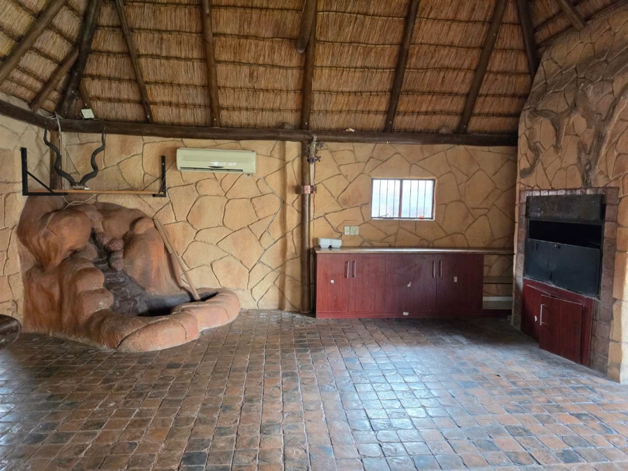 3 Bedroom Property for Sale in Rhodesdene Northern Cape